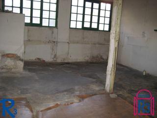 Location Local commercial  Calle juan madrazo. Local de 57 m² para reformar, estado certificación: en trámite.