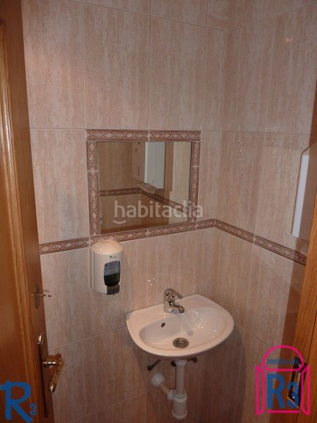 Foto 359e1b5c-f0d8-49ed-9355-53deb466cc58. Local comercial amb calefacció a Las Ventas León