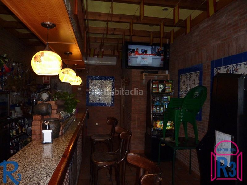 Foto bfef1783-9a8f-416c-8ec8-2ef7c620fcfe. Local comercial amb calefacció a Las Ventas León