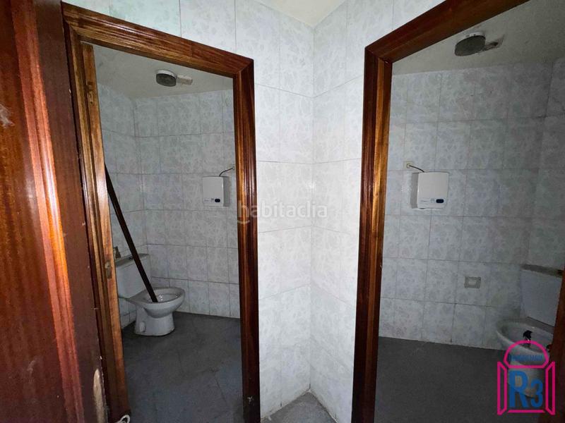 Foto e5a81e33-a289-400a-8cd5-b519291f9393. Geschäftsraum in Armunia León