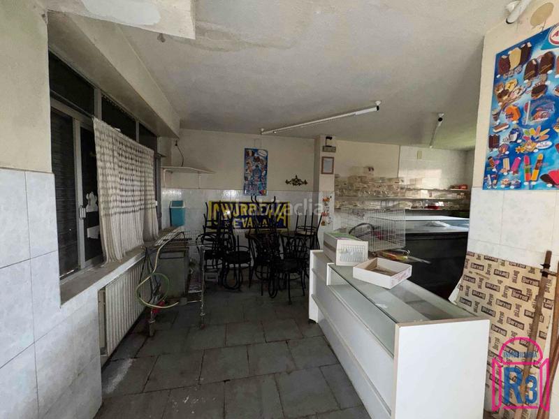 Foto f1c293e2-659d-4c87-93a5-5864359a91af. Geschäftsraum in Armunia León