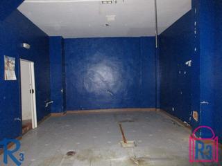 Affitto Locale commerciale  Plaza doce mártires. Local acondicionado de 60 m². 5m de fachada. párroco don carmelo