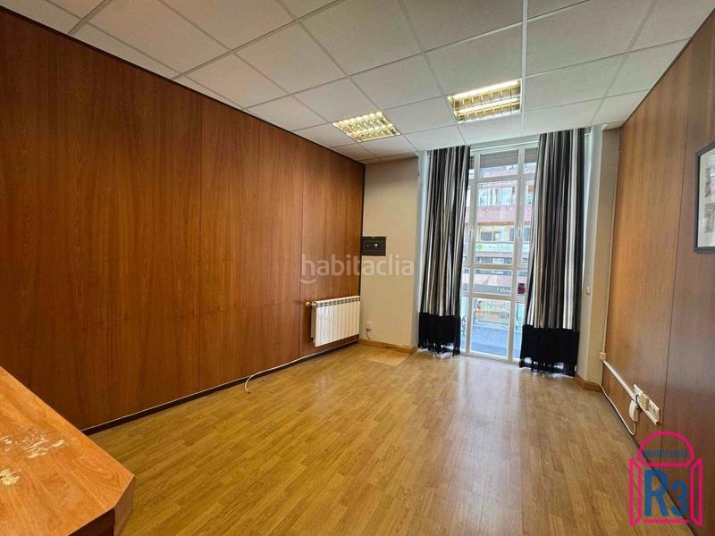 Foto ae9ad77e-5f02-47ba-890e-cfcfefaffeee. Miete büro mit heizung in Centro Ciudad León