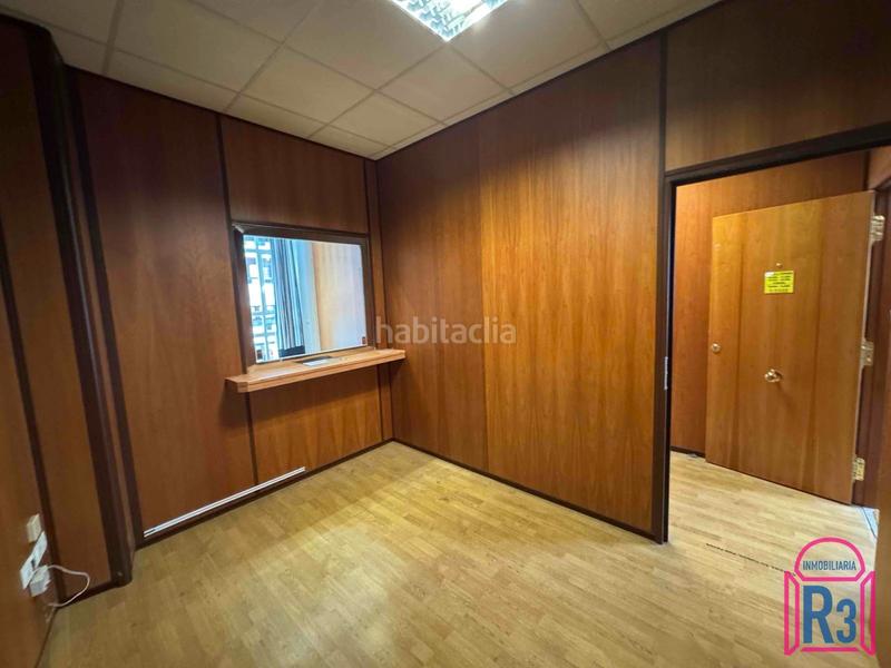 Foto d5b7d54d-36d0-4640-9457-56d585b6d541. Miete büro mit heizung in Centro Ciudad León