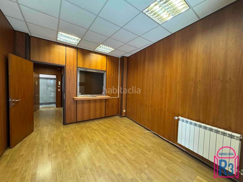 Foto df9375bc-e5c5-46e2-aaf6-326cb3cb6276. Miete büro mit heizung in Centro Ciudad León