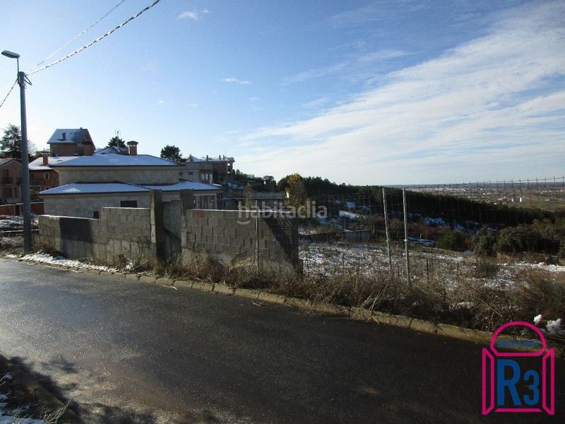 Foto a3779577-8d76-4cc5-8ce9-561fd71530ef. Finca rústica a Valdefresno