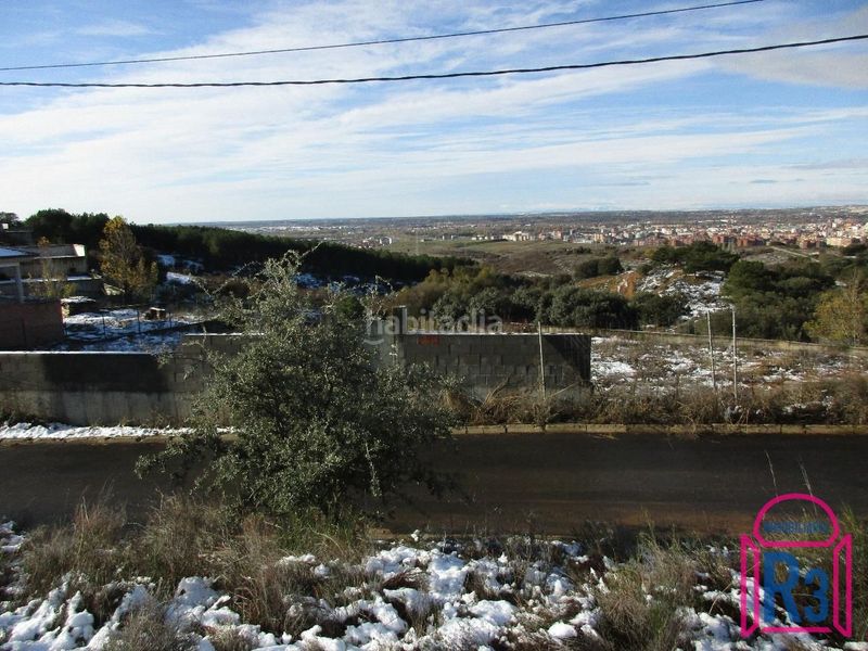 Foto a73f5e85-a9ed-4312-a4ce-59fcf3322b6c. Finca rústica a Valdefresno