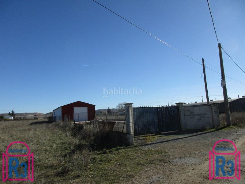 Foto acfe2cea-d120-4f3e-9e5c-5a5079e62d9c. Capannone industriale in Puente Castro León