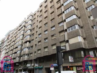 Lloguer Oficina  Calle la fuente. Oficina acondicionada como gimnasio de 246 m², tiene vestuarios,