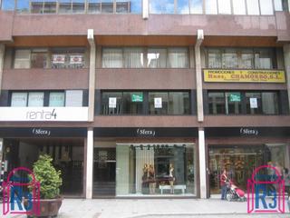 Lloguer Oficina  Avenida ordoño ii. Oficina acondicionada de 128 m², tiene 4 despachos, gastos de co