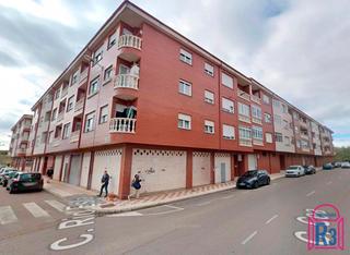 Lloguer Local Comercial  Cea. Se vende o alquila local en navatejera
