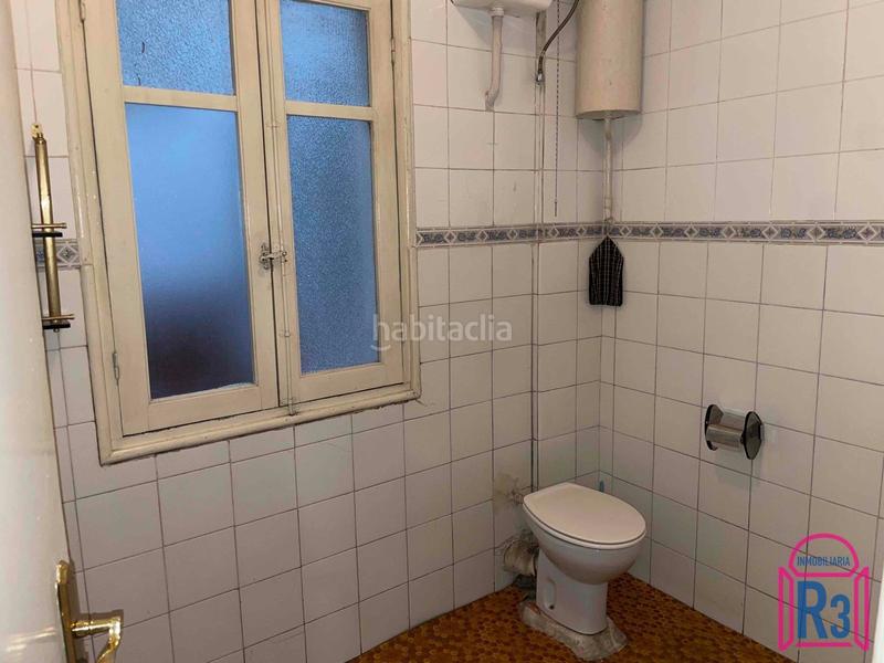 Foto 785cbb90-50c1-4326-ae2a-a23e0cbc0274. Lloguer oficina a Centro Ciudad León