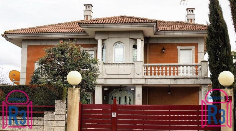 Foto d7ca12d0-1003-431c-8a0a-77eeabc52401. Chalet con riscaldamento parcheggio in Las Eras de Renueva León