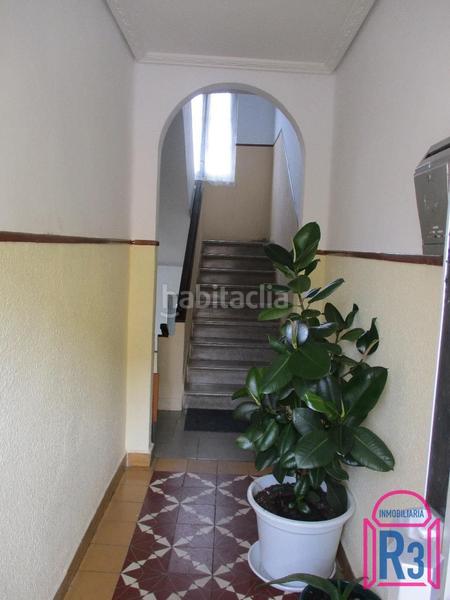 Foto b2318289-180e-42ac-a910-8a2a72d88a96. Casa amb calefacció aparcament a Armunia León