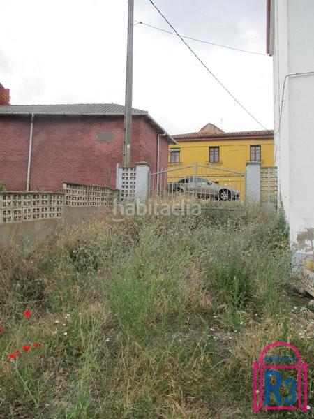 Foto b331cedf-a06d-45bf-8552-49b8961fcaa2. Casa amb calefacció aparcament a Armunia León