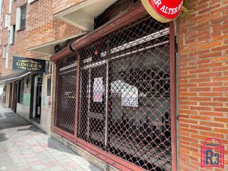 Geschäftsraum  Calle reyes católicos. Se vende local de 140m² acondicionado como bar. consta de amplia
