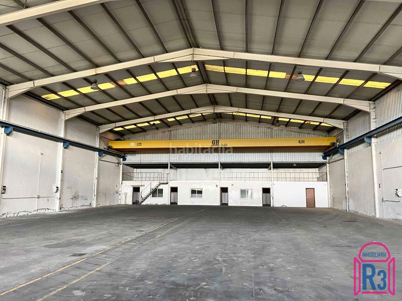 Foto e1e54ab1-1160-4530-b647-74ac616f860f. Fabrikhalle in Santovenia de la Valdoncina