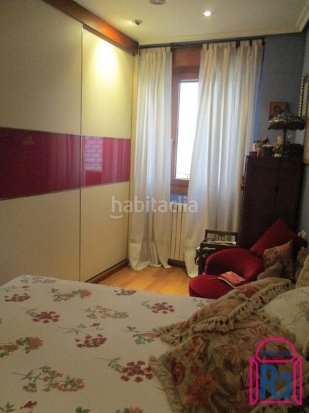 Foto 14e73a8e-a027-4416-b3e3-a43198949817. Apartament amb calefacció aparcament a Centro Ciudad León