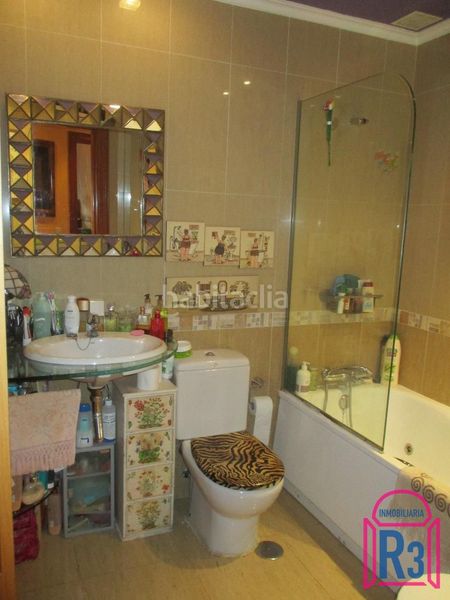 Foto 28bcf615-b0d1-4efb-aed2-70ed3b66f116. Apartament amb calefacció aparcament a Centro Ciudad León