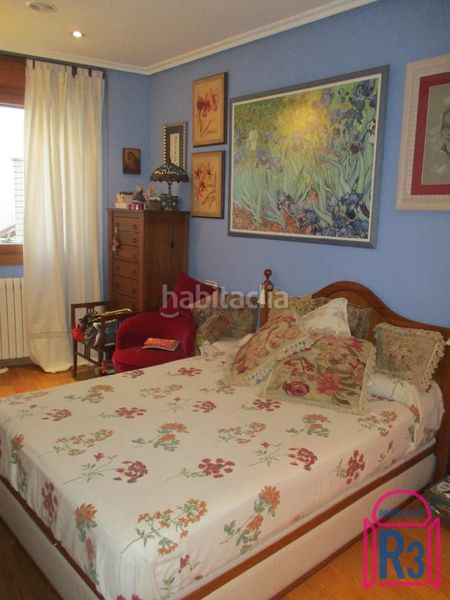 Foto b268e175-0476-4bd3-b791-f3bcb4e25ec9. Apartament amb calefacció aparcament a Centro Ciudad León