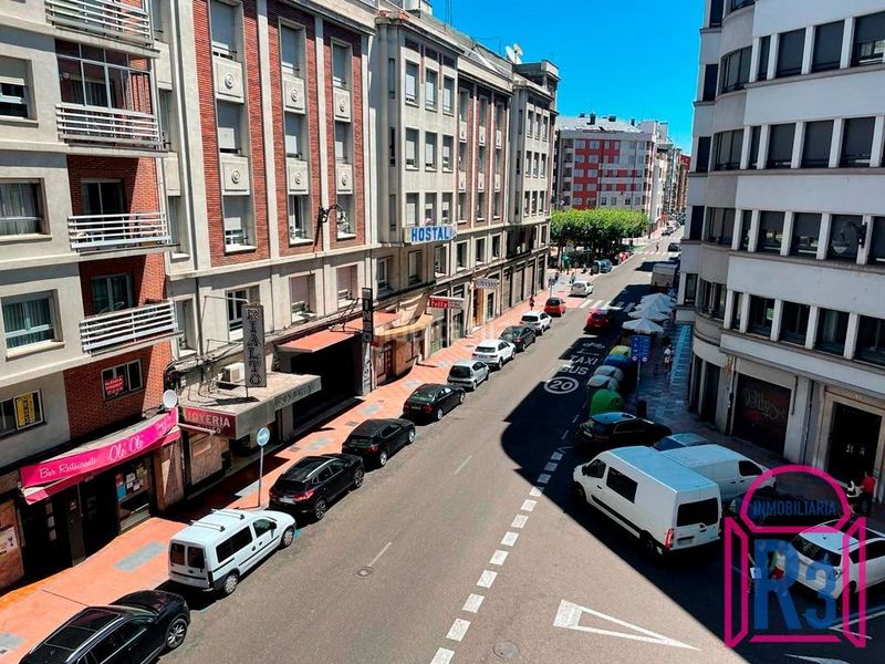 Foto e14444ab-a976-411f-81dc-a39ad77d3cdc. Pis amb calefacció a Centro Ciudad León