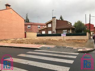 Propriété  Zeus esquina  de los jardines. Parcela urbana para dos chalets en venta