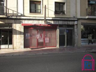 Lloguer Local Comercial  Ramón y cajal. Local de 120 m en ramón y cajal con salida de humos