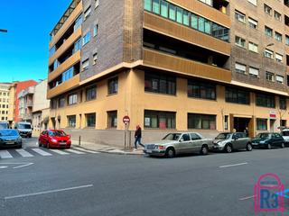 Location Local commercial  Ramiro valbuena. Local de 800m muy céntrico en alquiler