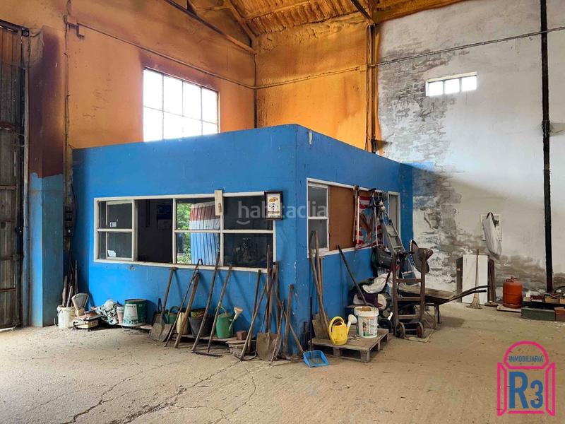 Foto 43b5685f-8914-4411-84f4-696708e65fa2. Capannone industriale in Valdefresno