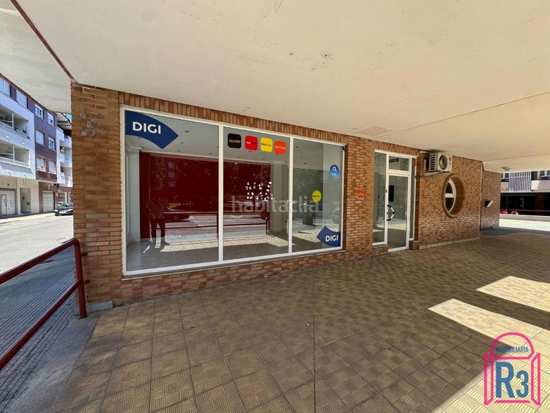 Foto a15994a3-ecf6-4bbc-b5ba-27d251c7815e. Local commercial dans San Mamés - La Palomera León