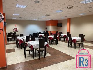 Miete Geschäftsraum in Onzonilla. Cafetería restaurante en alquiler en el polígono