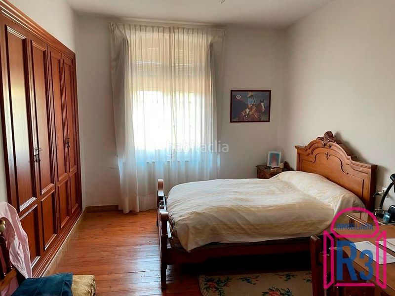 Foto ab622e85-bf8e-42aa-8b36-0d57eb862a12. Casa amb calefacció aparcament a Villaturiel