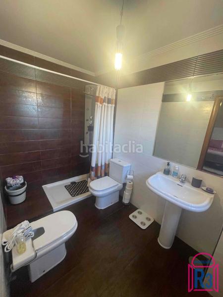Foto 14fd4aef-6a82-4998-ab84-984ff9b5694f. Casa adosada casa con dormitorio en planta baja. suelo radiante. en Sariegos