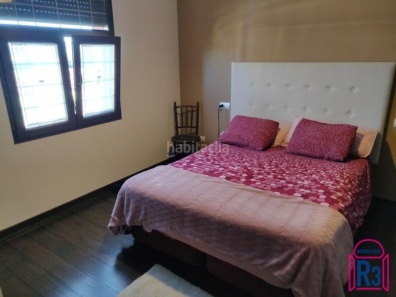 Foto 5a9dfc2d-e982-4c0b-b7b2-c0fa710de0cb. Casa adosada casa con dormitorio en planta baja. suelo radiante. en Sariegos