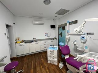 Location Local commercial à San Mamés - La Palomera. Clínica dental en venta o alquiler