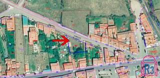 Terrain résidentiel à Sariegos. Parcela urbana de 522 m² en azadinos con 33 m² de fachada, caset