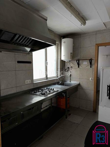 Foto ad508581-44fa-40b3-8b10-c68e1ddf4bf8. Local commercial dans San Mamés - La Palomera León