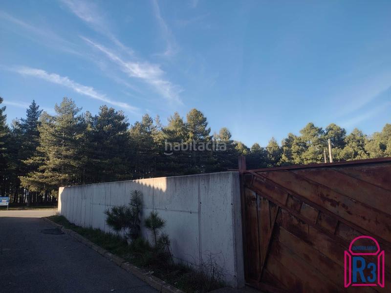 Foto d26d3610-7b10-4046-b22d-4567c84f9c28. Terrain résidentiel dans Valdefresno