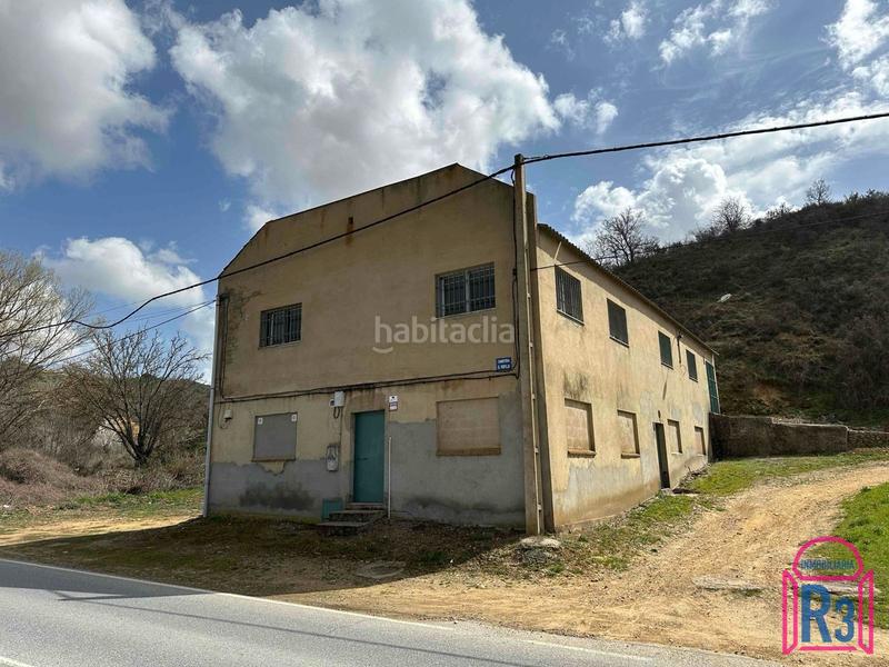 Foto 319a1841-fee5-4d34-b43d-4a343eace585. Capannone industriale in Villaquilambre