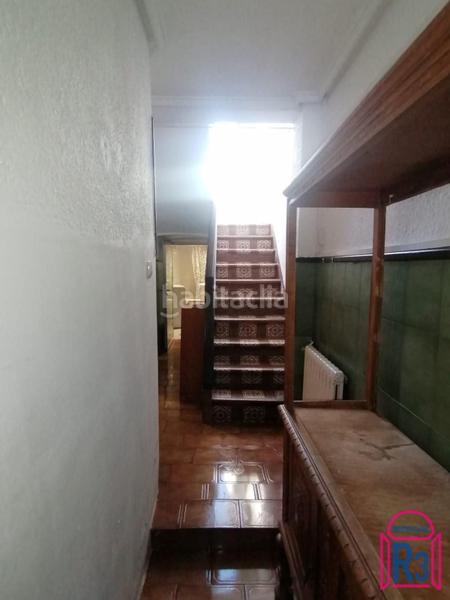 Foto 66354d99-9983-49a4-ab35-80dbaa42bbb4. Casa amb calefacció a Armunia León