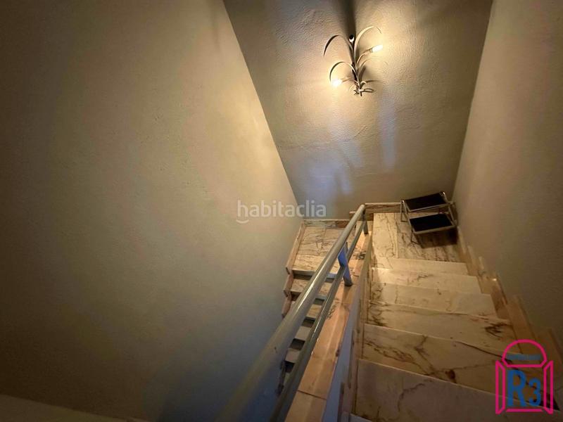 Foto e53a1b93-ea01-4944-9a43-bd9376057f63. Edificio in Trobajo del camino