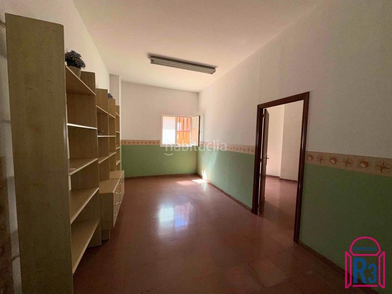 Foto 4741b7ae-f872-4eeb-90a0-fd5fe4b595c7. Local commercial dans San Mamés - La Palomera León