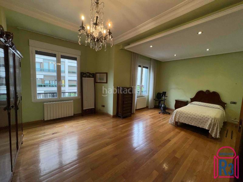 Foto 3ac5a40c-9c49-4e92-ae9e-f499cd681c22. Pis amb calefacció a Centro Ciudad León