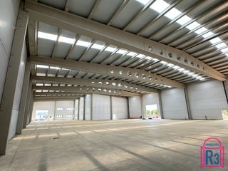 Lloguer Nau industrial  V3. Nave en construcción en polígono villadangos