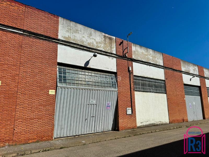 Foto 950bd836-2831-4af3-80d4-69c51c993a40. Bâtiment à usage industriel dans Santovenia de la Valdoncina