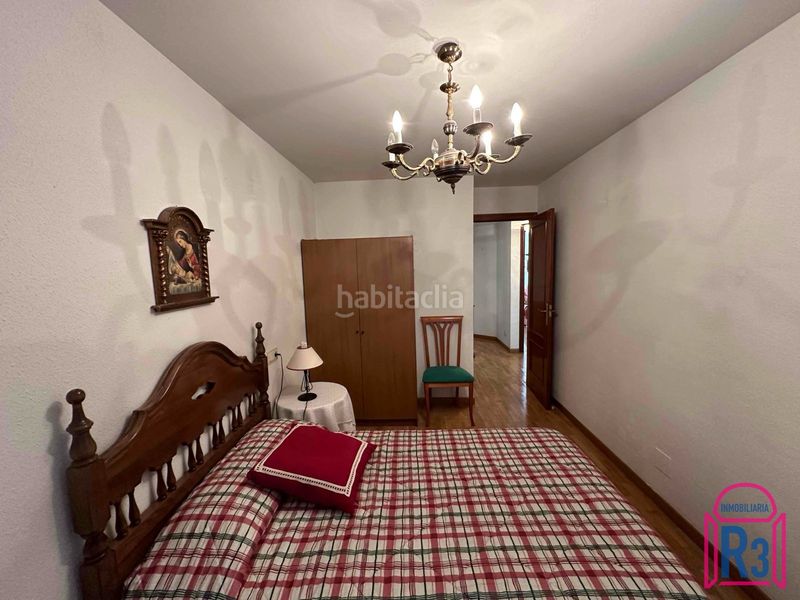 Foto 253b938e-a387-4ad7-867c-1e5c521ef044. Miete appartement mit heizung parking in Trobajo del camino