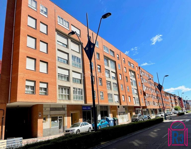 Foto 5c87d896-81f2-402c-8a2d-06b0c05fffe0. Miete appartement mit heizung parking in Trobajo del camino