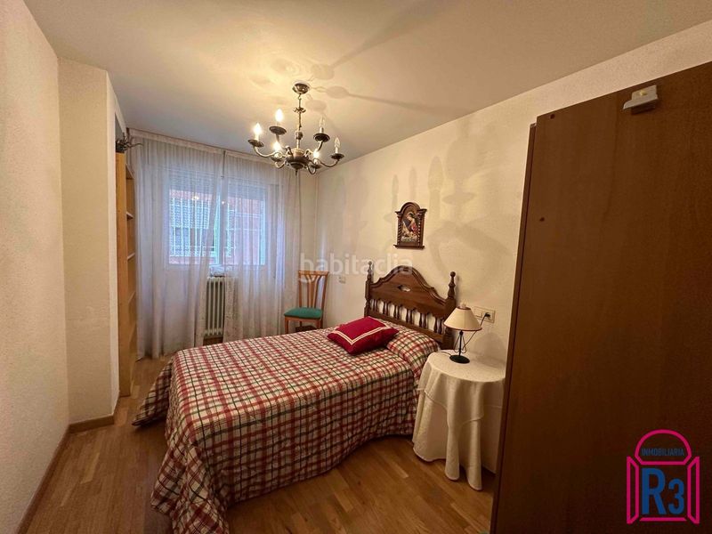 Foto df2b0d56-952b-407c-8f89-2611a62b4129. Miete appartement mit heizung parking in Trobajo del camino