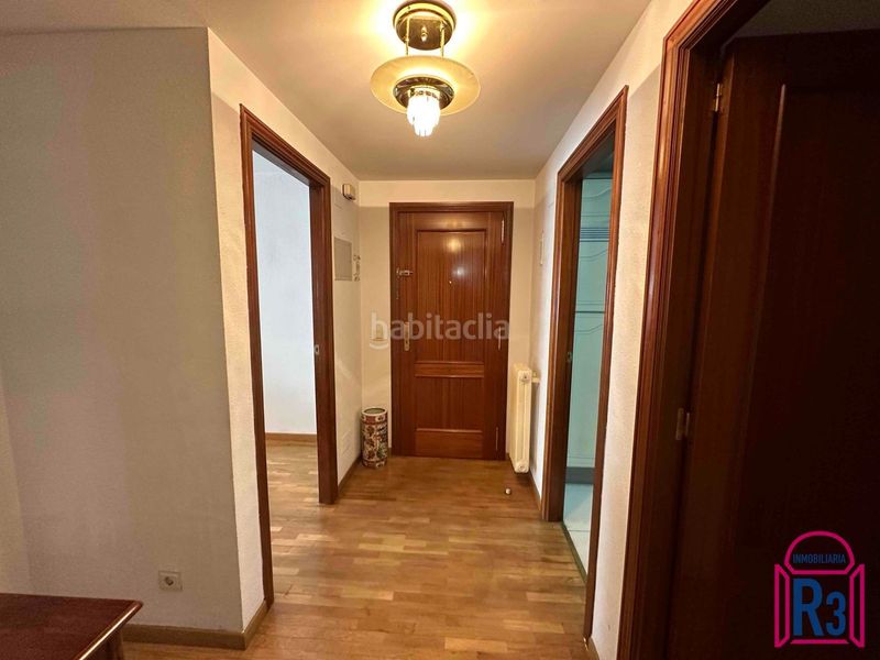 Foto e7943b67-fc75-4623-9cc6-f36d328cf1b7. Miete appartement mit heizung parking in Trobajo del camino