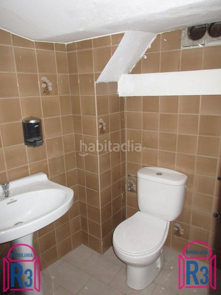 Foto 5967c906-3d5f-43d0-87a5-9446f1275ffb. Geschäftsraum in Trobajo del camino